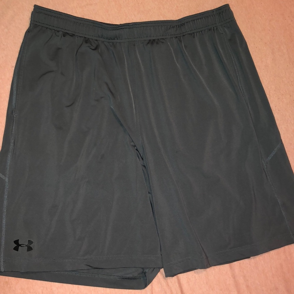 Under Armour Men’s Grey Shorts